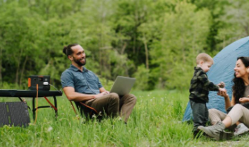 Planning a Pet-Friendly Trip: Essential Preparations and the Importance of a Small Generator Planning a Pet-Friendly Trip: Essential Preparations and the Importance of a Small Generator