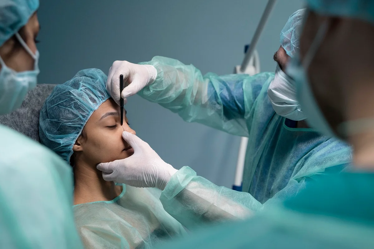 The Evolution of Plastic Surgery: From Reconstruction to Aesthetic Enhancement
